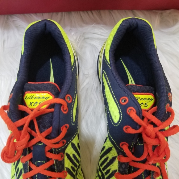 SAUCONY New!! Men Athletic Racing Shoes Size 8. - Picture 4 of 14